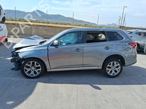Brugte MITSUBISHI OUTLANDER III (GG_W, GF_W, ZJ, ZL, ZK) 2.0 Hybrid 4WD (GG2W) 4917566