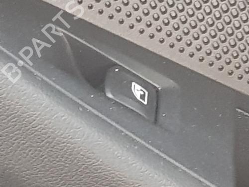Used Right rear window switch BMW 1 (F40) [2019-2025]  12561827