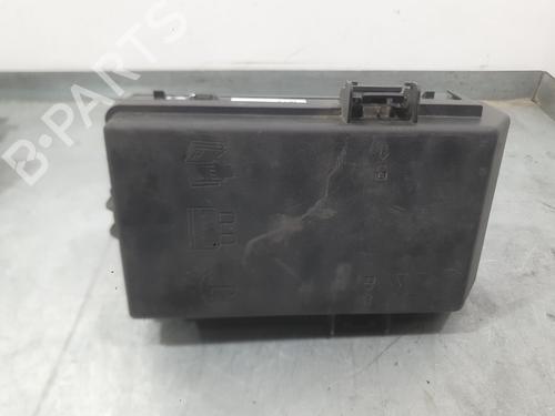 Caja reles / fusibles Caja reles / fusibles 39564223 39564223