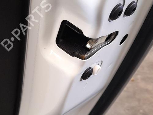 Serratura posteriore destra Serratura posteriore destra FIAT TIPO Estate (356_, 357_) 1.3 D (356WXH1A) (95 hp) 37218254 37218254