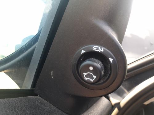 Used Mirror switch FORD MONDEO III Saloon (B4Y) 2.0 16V TDDi / TDCi (115 hp) 30887293
