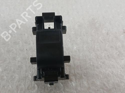 right-front-window-switch-toyota-aygo-x-_b7_-2022-30200833 main image