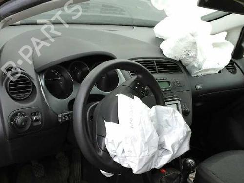 Steering column stalk SEAT ALTEA (5P1) | BP8137112I23