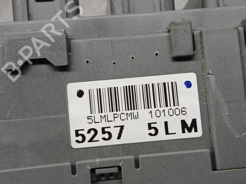 Fuse box HONDA CR-V IV (RM_) 2.2 i-DTEC AWD (RE6) | BP21128919E1 
