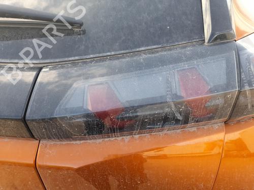 Højre baglygte bagklap PEUGEOT 2008 II (UD_, US_, UY_, UJ_, UR_, UC_) 1.2 PureTech 130 (USHNS, URHNS) (130 hp) 30515627