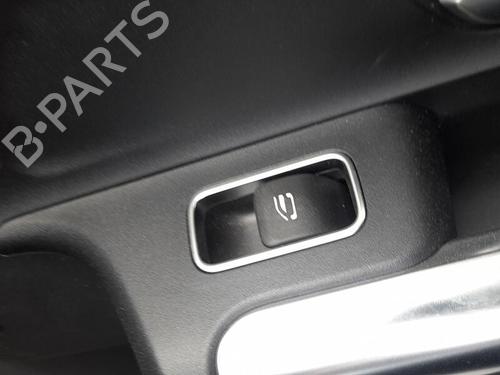 Mando elevalunas delantera derecho MERCEDES-BENZ GLA (H247) GLA 200 d (247.712) (150 hp) 27156101
