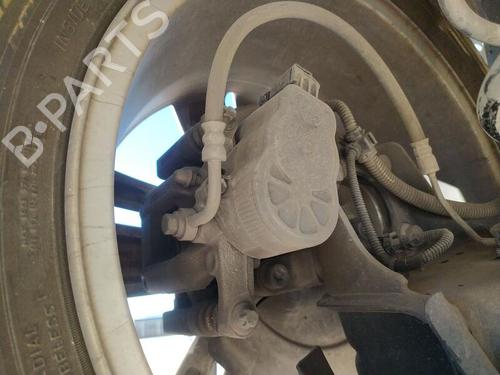 Venstre bremsekaliber bag OPEL GRANDLAND / GRANDLAND X (A18, P1UO) 1.2 (75) (131 hp) 25769404