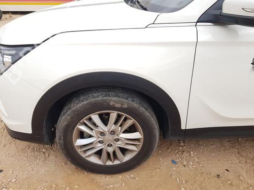 Błotnik przedni lewy SSANGYONG KORANDO (C300) 1.5 5181137000