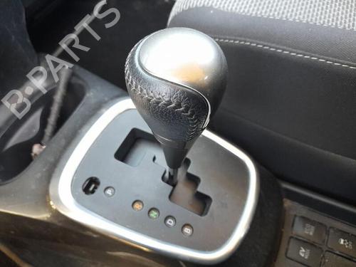 Used Gear lever TOYOTA YARIS (_P13_) 1.5 Hybrid (NHP130_, NHP130) (101 hp) 26395917