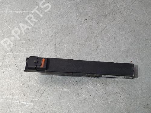 Used Electronic module PEUGEOT 208 II (UB_, UP_, UW_, UJ_) [2019-2025]  9300047