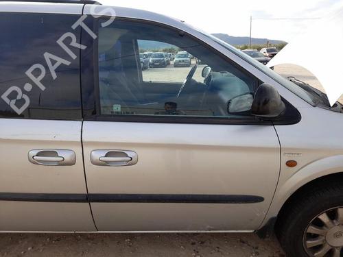 Used Right front door CHRYSLER VOYAGER IV (RG, RS) 2.4 (151 hp) 29401044