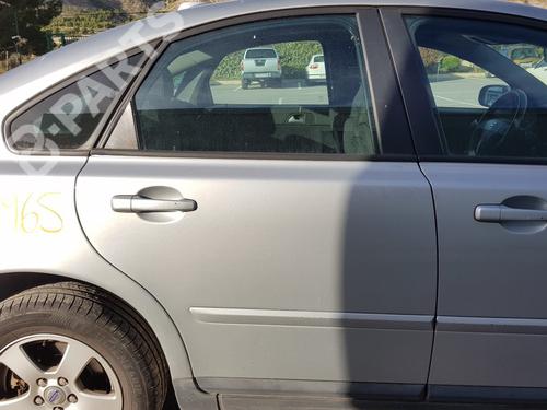 Used Right rear door VOLVO S40 II (544) 1.6 D (110 hp) 11381576