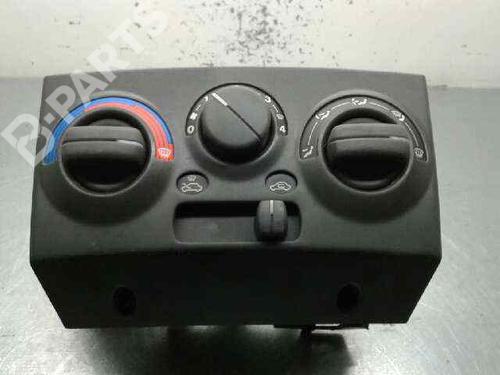 Airco bedieningspaneel FIAT PUNTO (176_) 1.7 TD (176AT) (63 hp) 3694416
