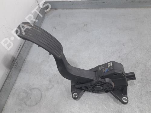 Pedal TOYOTA COROLLA Saloon (_E21_) 1.8 VVTi Hybrid (ZWE211) (122 hp) 33023547