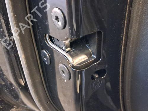 rear-left-lock-mg-mg-zs-suv-azs1-2017-39067310 main image