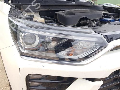 Lampa przednia prawa SSANGYONG KORANDO (C300) 1.5 8310237001