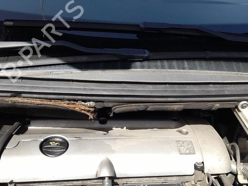 Used Upper protection Upper protection PEUGEOT 307 CC (3B) 2.0 16V (140 hp) 33872593 33872593