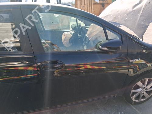 right-front-door-toyota-yaris-_p13_-2010-2011-2012-2013-2014-2015-2016-2017-2018-2019-2020-37217378 main image