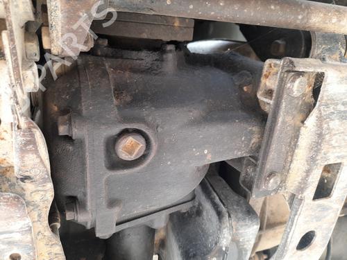 Differential vorne für NISSAN TERRANO II (R20) 2.7 TD 4WD (101 hp) 30588049