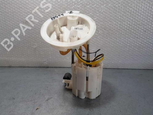 Used Fuel pump BMW 1 (F21) 116 d (116 hp) 19173035