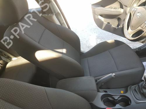 Used Left front seat HYUNDAI i30 (FD) [2007-2012]  16035654