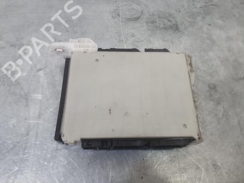 Fuse box TOYOTA COROLLA Saloon (_E21_) 1.8 VVTi Hybrid (ZWE211, MZEA12) | BP37274427E1 - Image 2