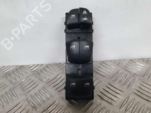 Used Left front window switch NISSAN MICRA V (K14) 1.0 DIG-T 117 (117 hp) 12506200