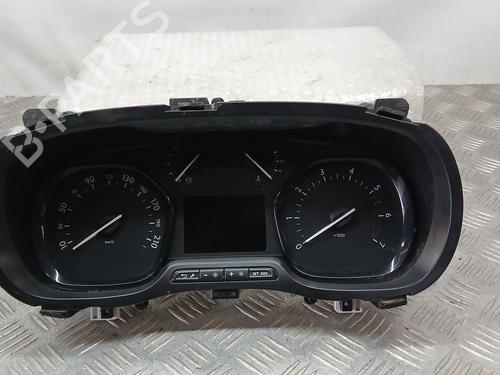 instrument-cluster-peugeot-traveller-bus-v_-2016-25604109 main image