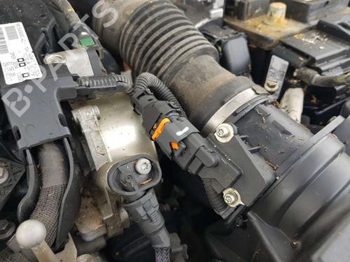 Used Mass air flow sensor PEUGEOT 5008 II (MC_, MJ_, MR_, M4_) [2016-2025]  16870729