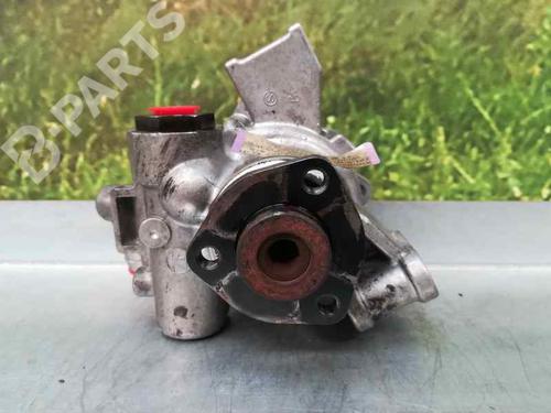 Used Steering pump MERCEDES-BENZ C-CLASS (W203) [2000-2007]  4490952