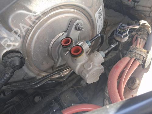 Used Brake master cylinder Brake master cylinder BMW 1 (F40) 116 d (116 hp) 33434396 33434396