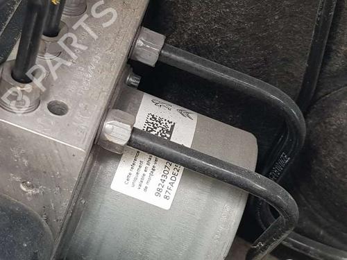 Used ABS pump PEUGEOT 308 II (LB_, LP_, LW_, LH_, L3_) [2013-2021]  17221519
