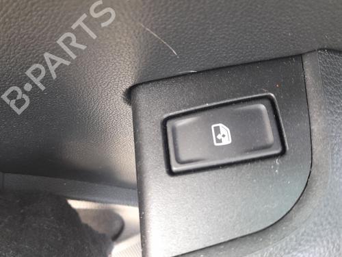 Used Left rear window switch Left rear window switch SKODA OCTAVIA III (5E3, NL3, NR3) 1.5 TSI (150 hp) 33886566 33886566