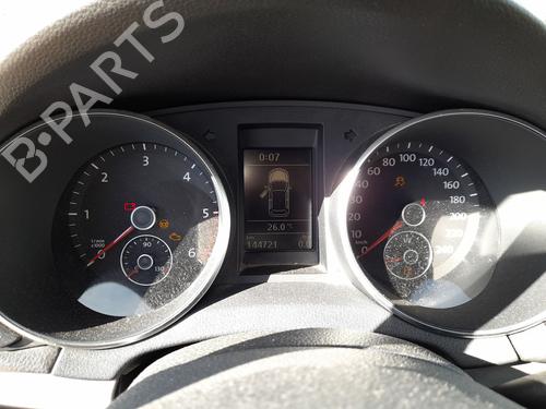 Used Instrument cluster VW GOLF VI (5K1) 1.6 TDI (105 hp) 29862416