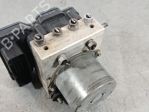 Used ABS pump ABS pump FIAT DUCATO Van (250_) 150 Multijet 2,3 D (148 hp) 33042186 33042186