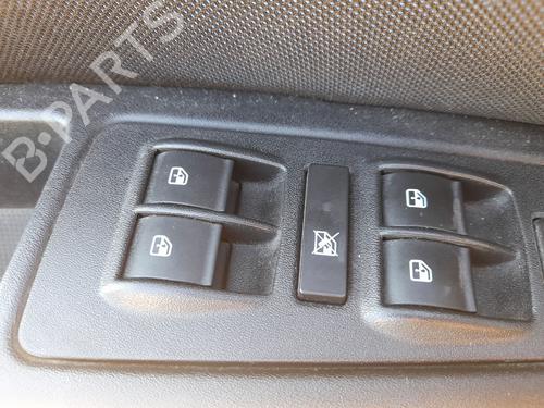 Left front window switch FIAT BRAVO II (198_) 1.9 D Multijet (198AXC1B) | BP31190612I27