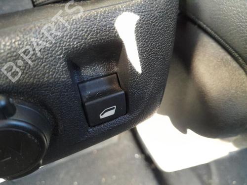Used Right rear window switch CITROËN DS5 2.0 HDi 165 (163 hp) 29632850