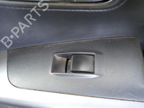 Comutador vidro trás direito Comutador vidro trás direito MITSUBISHI OUTLANDER II (CW_W) 2.2 DI-D 4WD (140 hp) 33854618 33854618