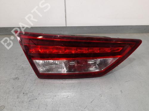 Feu de coffre gauche SEAT LEON ST (5F8) 2.0 TDI (150 hp) 29885825