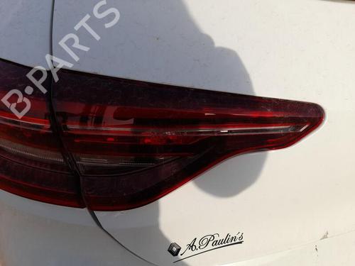 Used Left tailgate light RENAULT CLIO V (B7_) 1.0 TCe 90 (B7MT) (91 hp) 27020344