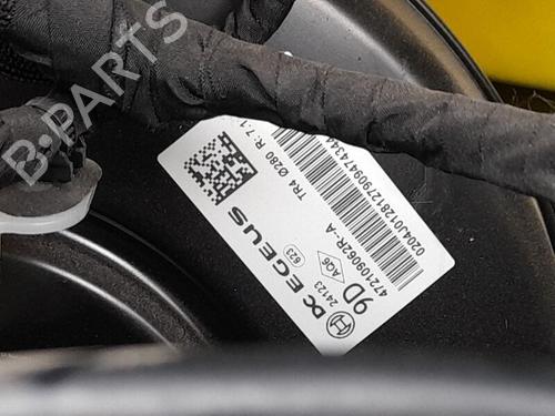 Used Servo brake RENAULT KANGOO III Box Body/MPV E-Tech Electric (FJJA) (122 hp) 27384935