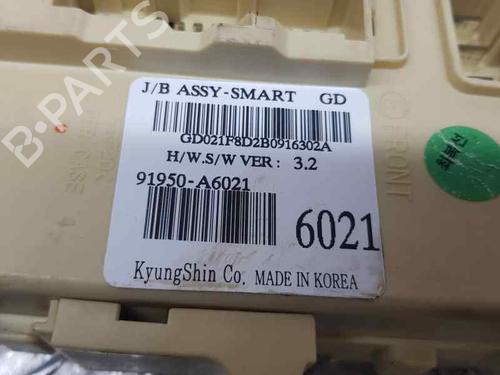 Fuse box HYUNDAI i30 (GD)  | BP21770134E1 