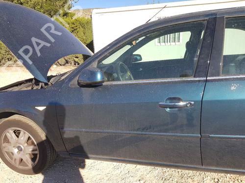 Used Left front door FORD MONDEO III Saloon (B4Y) [2000-2007]  20662442