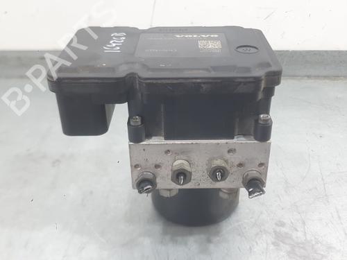 Used ABS pump ABS pump VOLVO V40 Hatchback (525) D3 (150 hp) 24676329 24676329