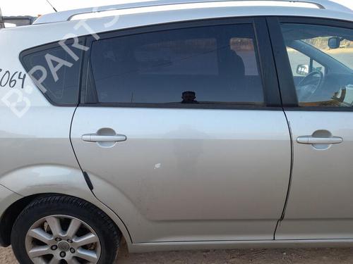 Used Right rear door TOYOTA COROLLA Verso (ZER_, ZZE12_, R1_) 2.2 D-4D (AUR10_, AUR10R) (136 hp) 29145882