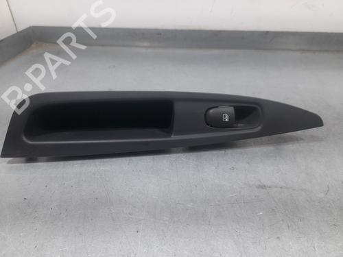 Used Right rear window switch NISSAN QASHQAI II (J11, J11_) 1.5 dCi (116 hp) 30081237