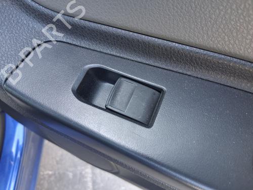 Used Right rear window switch Right rear window switch 37796113 37796113