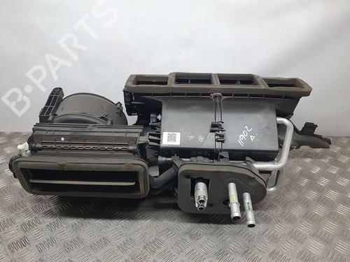 Used Heater matrix box BMW i8 (I12) hybrid (231 hp) 17049482