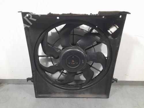Used Radiator fan HYUNDAI i30 (FD) 1.6 CRDi (116 hp) 30081301