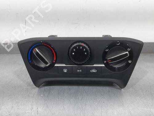 Used Climate control HYUNDAI i20 II (GB, IB) 1.2 (84 hp) 32505387